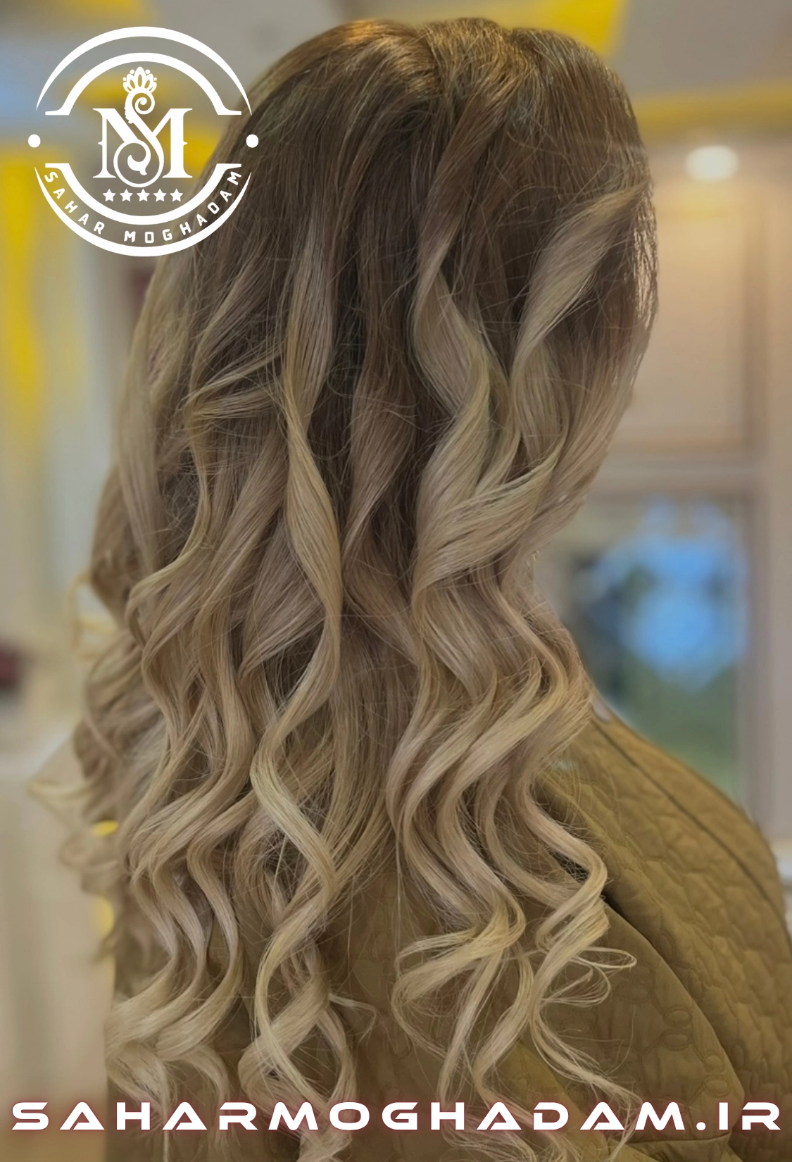 نمونه کار خدمات رنگ، لایت و احیا مو